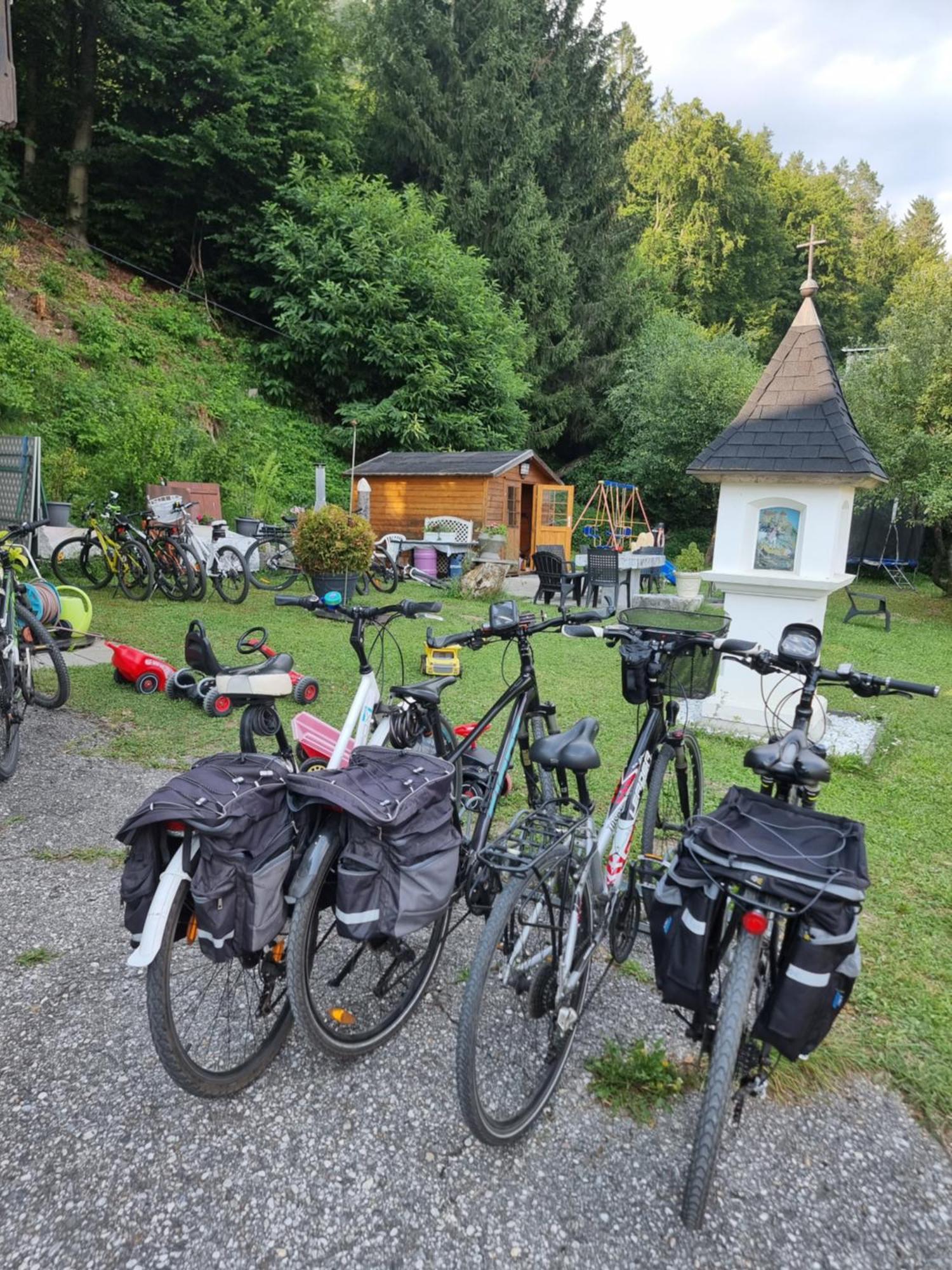Ferienhaus Burgblick Treffen Exterior photo