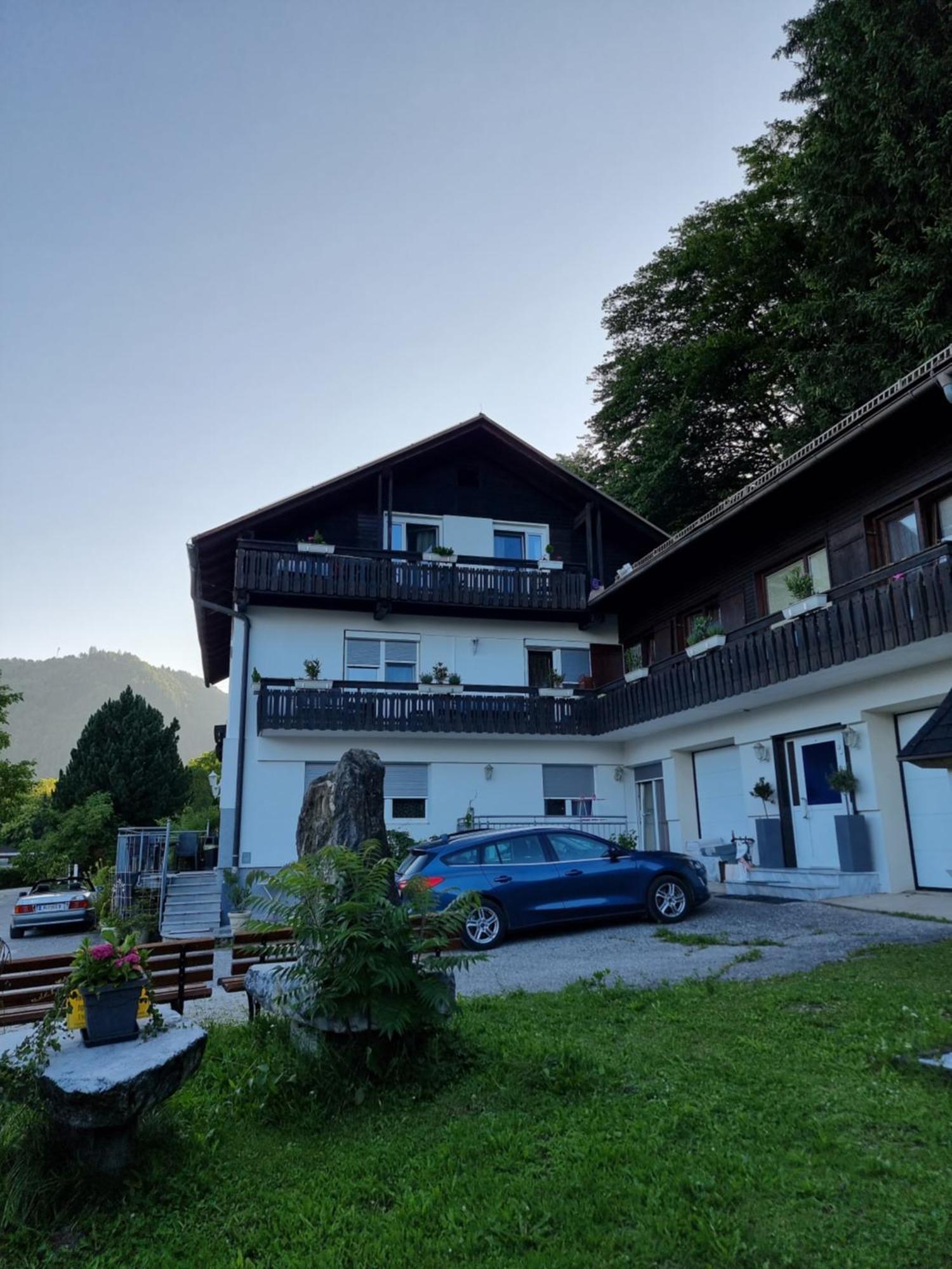 Ferienhaus Burgblick Treffen Exterior photo