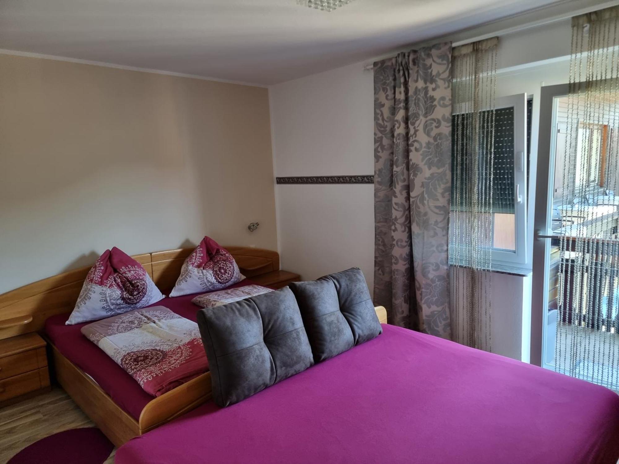 Ferienhaus Burgblick Treffen Room photo